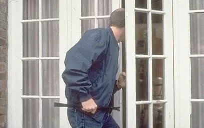 pe-scurt-furt pe scurt furt