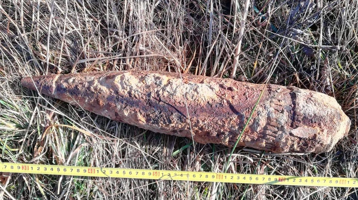 Proiectil exploziv de război găsit în Porumbacu de Sus