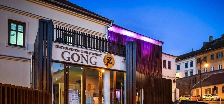 outside gong seara foto Dragos Dumitru scaled