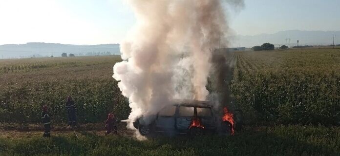 incendiu masina
