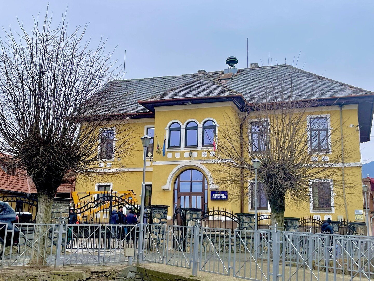 PRIMĂRIA COMUNEI RĂȘINARI