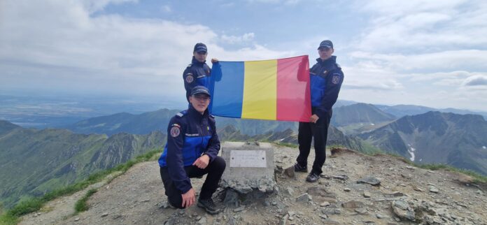 c133afce-f7ec-4d66-b6be-b0a7077045c5-1