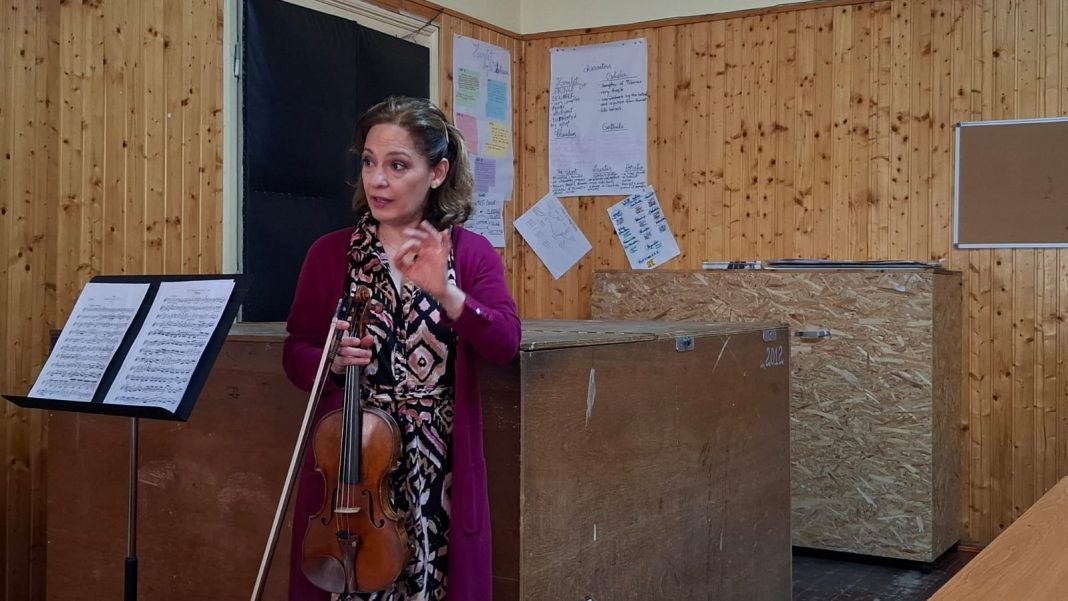 WhatsApp Image 2025-10-08 at 19.07.01