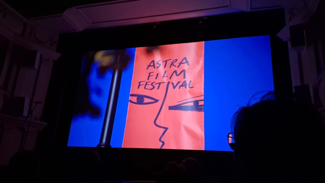 WhatsApp Image 2025-10-17 at 22.23.42