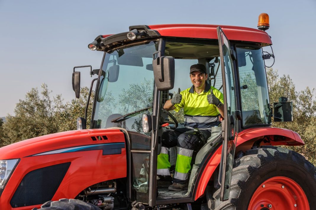 tractoare-pentru-ferme-mici