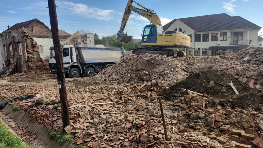 574377492_824440140190289_6648504894318827799_n