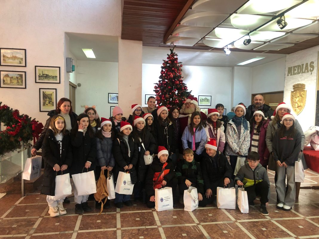 Scoala Gimnaziala nr. 4 04