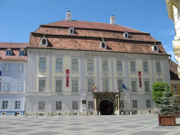 Parteneriat strategic de 40.000 de euro între Muzeul Național Brukenthal și Palatul Principilor Transilvaniei din Alba Iulia!