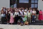 Familia Peligrad s-a reunit la Săliște. O troiță și mai multe documente istorice au fost donate comunității