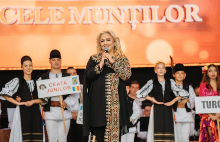 Trei seri de spectacole în Piața Mare la finalul Festivalului „Cântecele Munților”